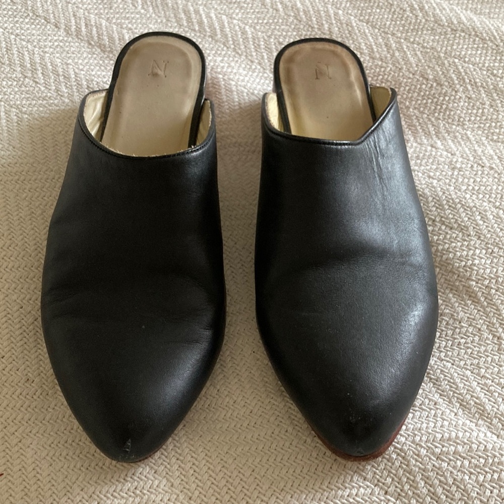 Nisolo Mules